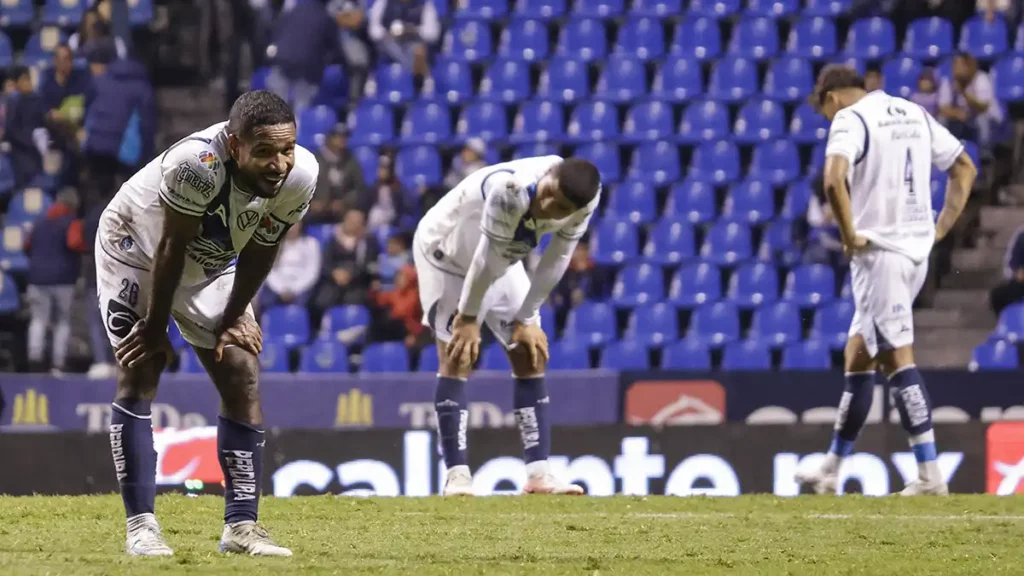 Club Puebla, uno de los equipos que más incumplen con la Regla de Menores