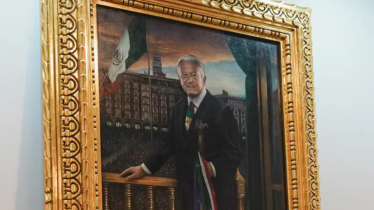 Así es el retrato oficial de López Obrador en Palacio Nacional