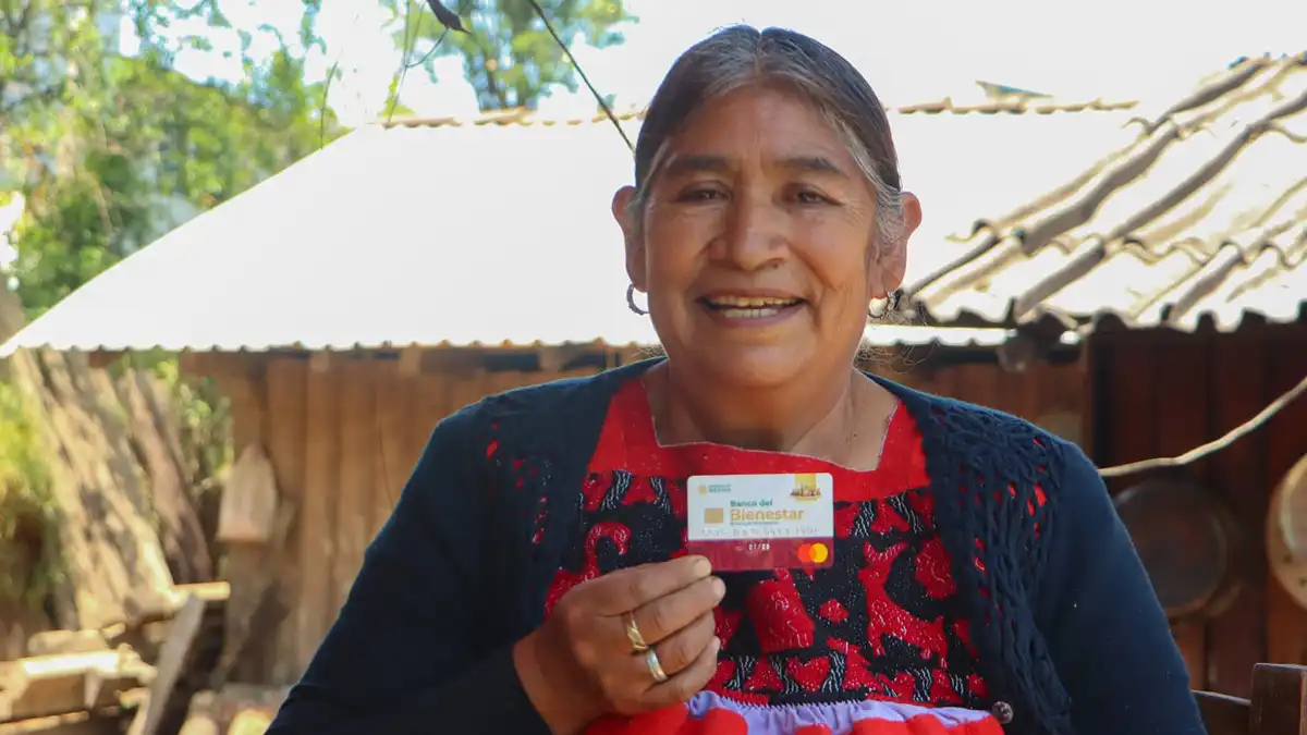 Tarjeta de Banco del Bienestar no cambiará, seguirá como medio de pago de pensiones