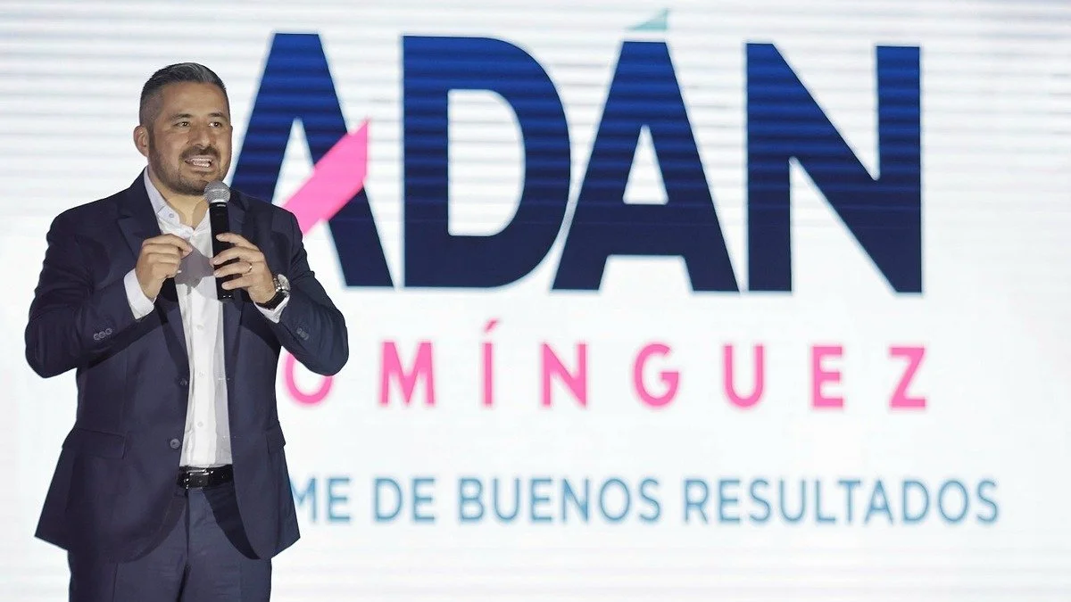 Adán Domínguez rinde tercer informe de labores del Ayuntamiento de Puebla