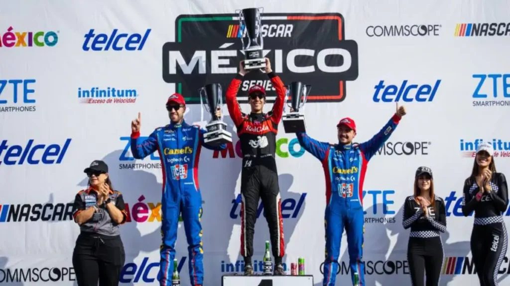 Alex de Alba Jr. se lleva la penúltima fecha de la Nascar México en Puebla