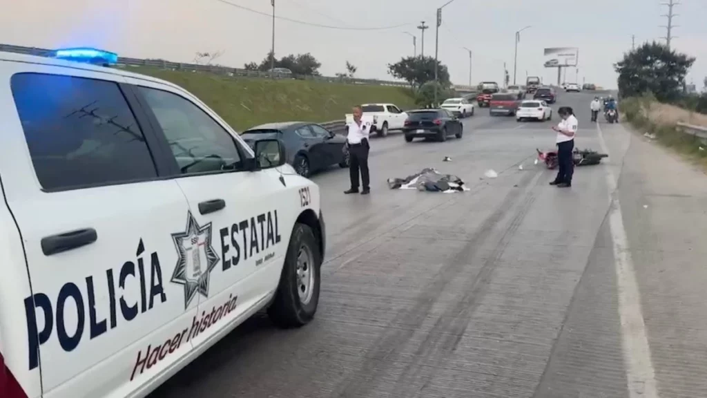 Motociclista muere arrollado por un tráiler en el Periférico Ecológico