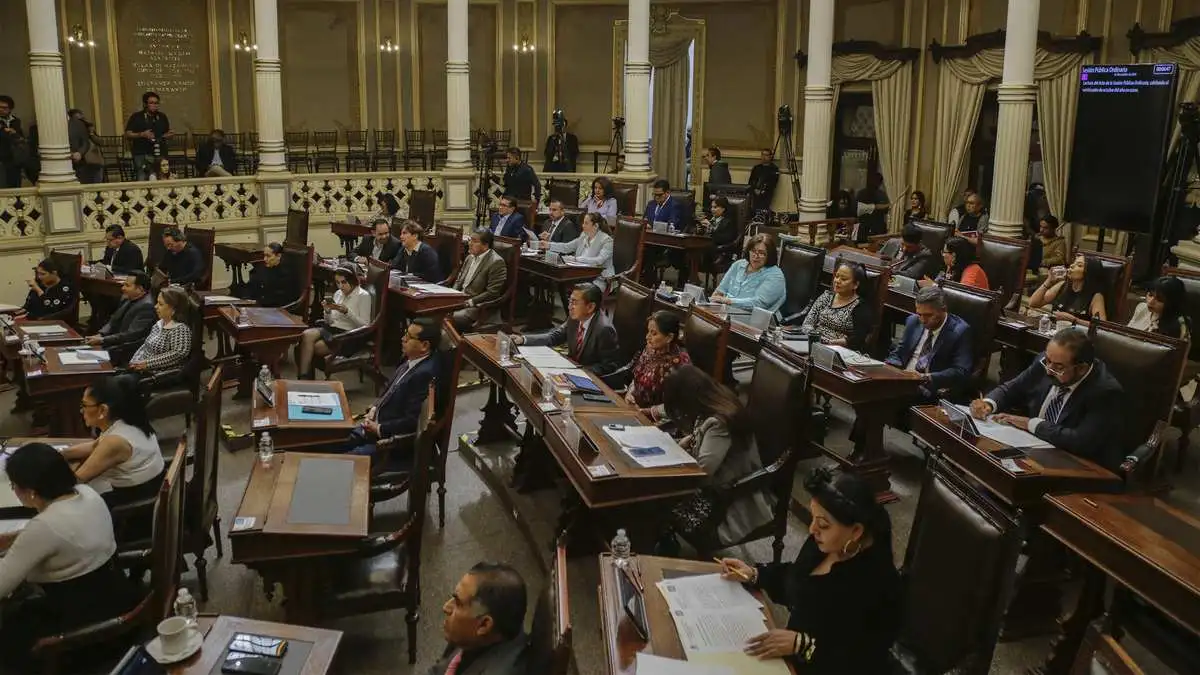 Congreso de Puebla aprueba reforma de "supremacía constitucional"