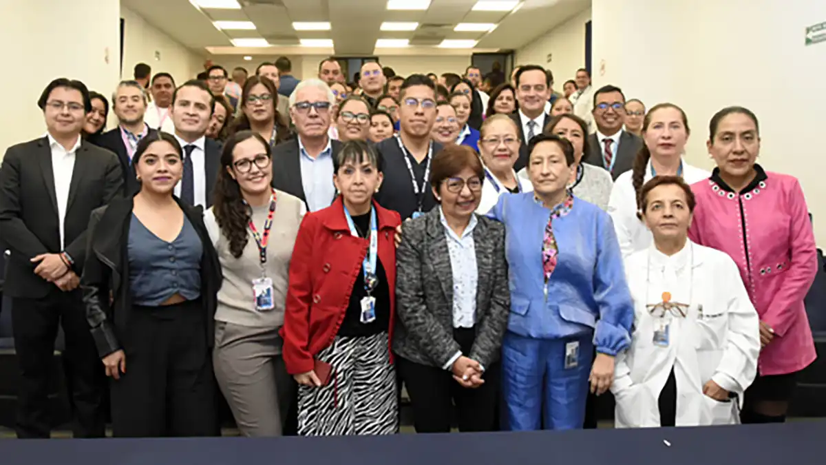 Rectora Lilia Cedillo Ramírez celebra logros del Hospital Universitario de Puebla