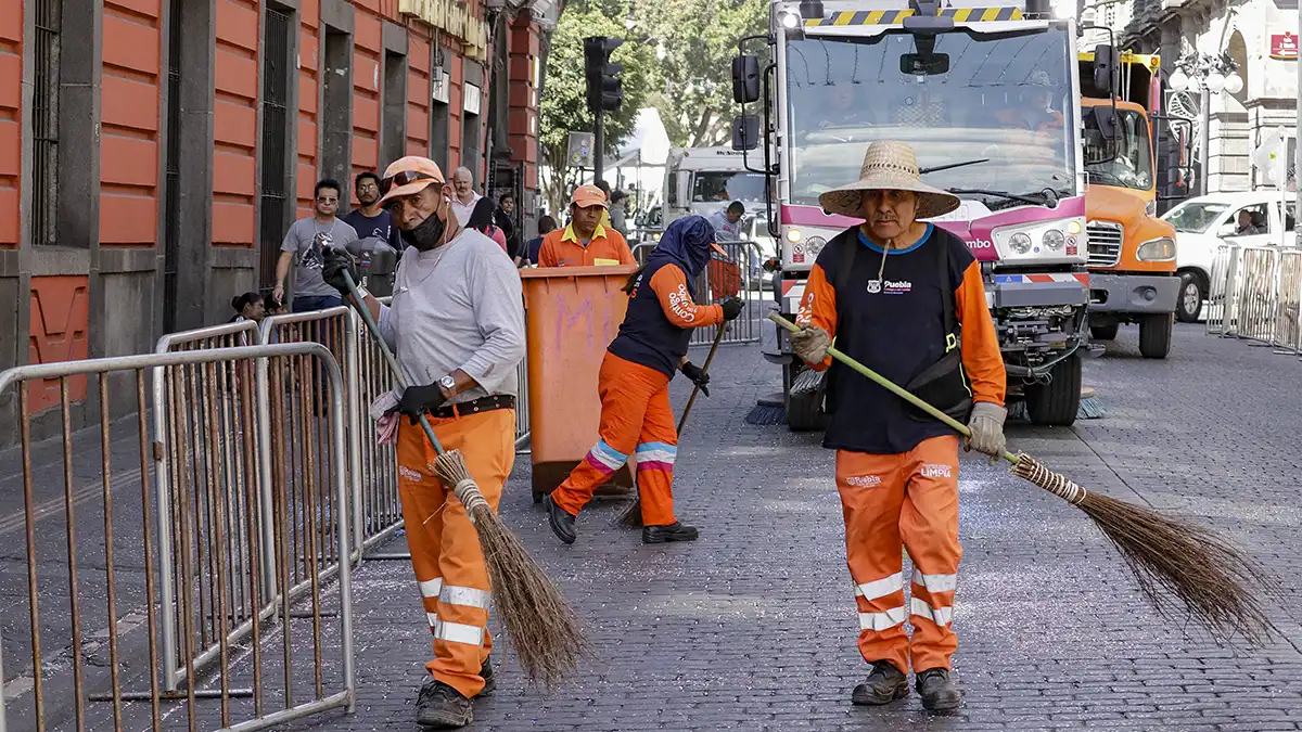 Cabildo de Puebla exenta multas a morosos de predial y limpia