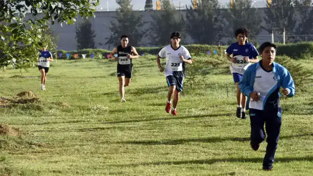 BUAP realizó el Campeonato Universitario de Campo Traviesa