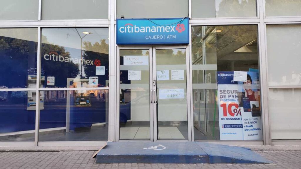 Banamex cierra definitivamente la sucursal donde saquearon bóveda en Puebla