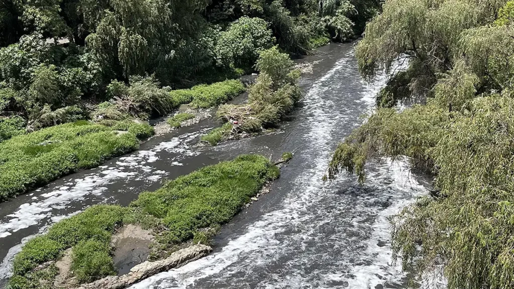 Restauración del Atoyac, prioridad de la federación y el estado: Medio Ambiente