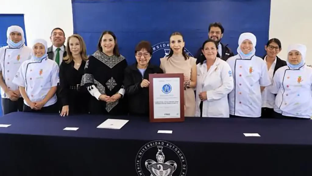 Turismo entrega Distintivo “H” al comedor del Círculo Infantil de la BUAP