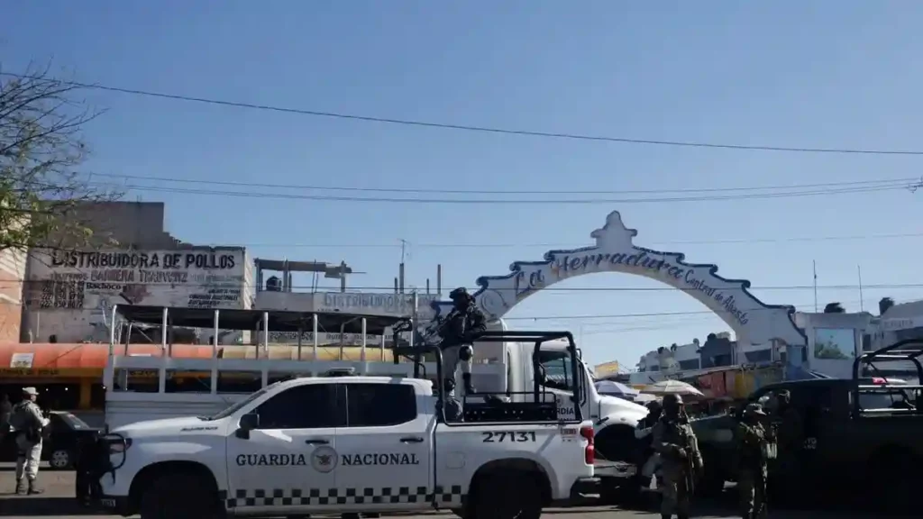 Bodegueros de la Central de Abasto convocan a marcha para exigir seguridad; autoridades realizan operativo