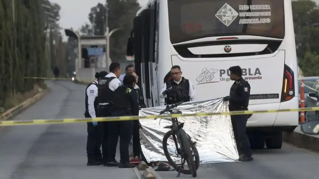 Muere ciclista atropellado en carril confinado de RUTA